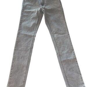 Levi’s 711 Skinny Jeans Women’s Size 26 Gray Stretch Denim Mid Rise